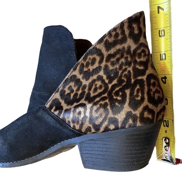 Me Too Zena 9 Black Suede Leopard Animal Print Pull On Ankle Bootie Shoes Sz 11M - Picture 12 of 12